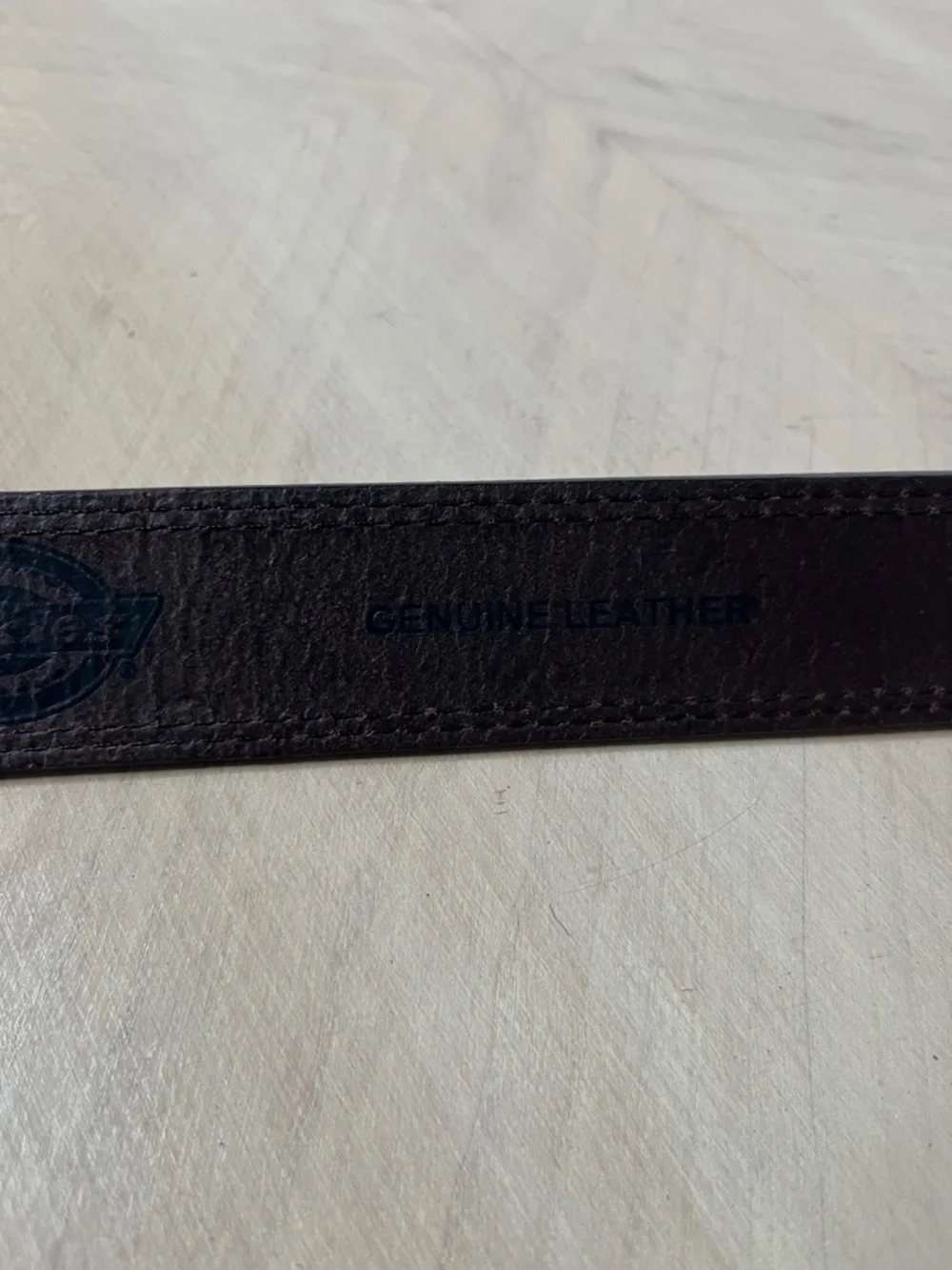 Dickies Men's Dark Brown Genuine Leather Belt Size